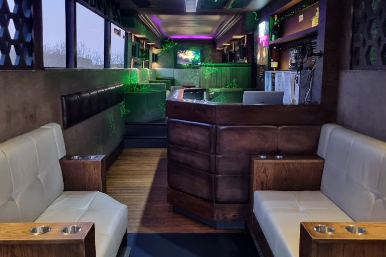 Party Bus - Viper Party Bus - carosel2